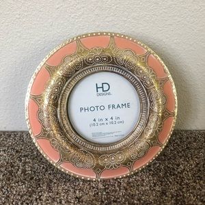 Cute peach circle frame